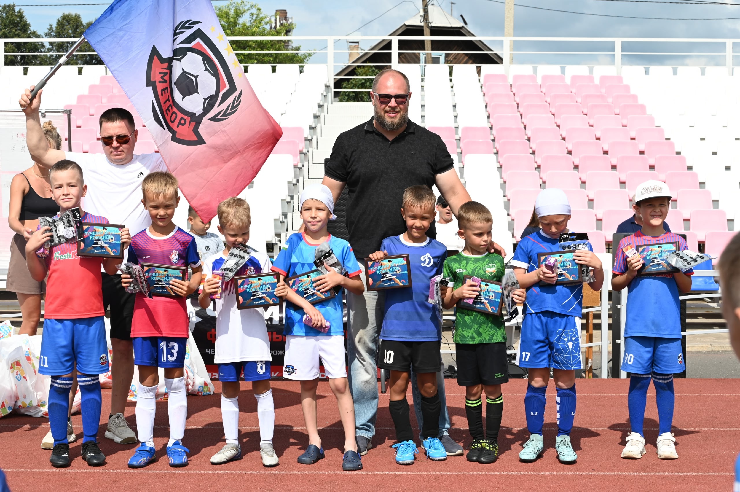 Бренд «Красавчик» стал партнёром Дня физкультурника в Сарапуле